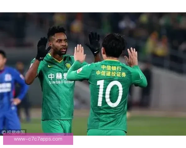 科莫激战第七十分钟范奥利遭逐